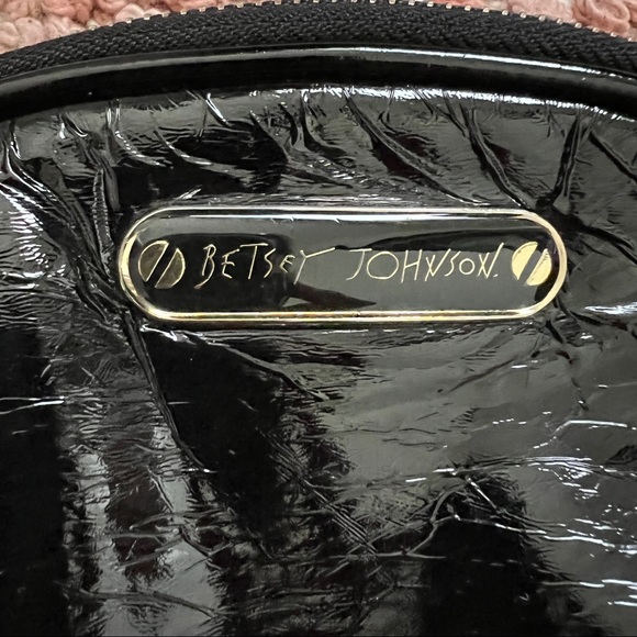 Set of three Betsey Johnson zipper pouches - Picture 8 of 14